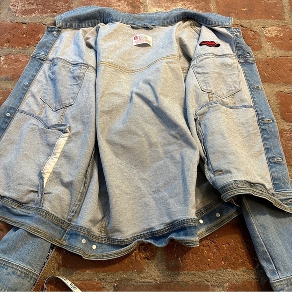 Target Pride New York 1969 Stonewall Riots Denim Jacket Womens XL Blue Button - Picture 8 of 16